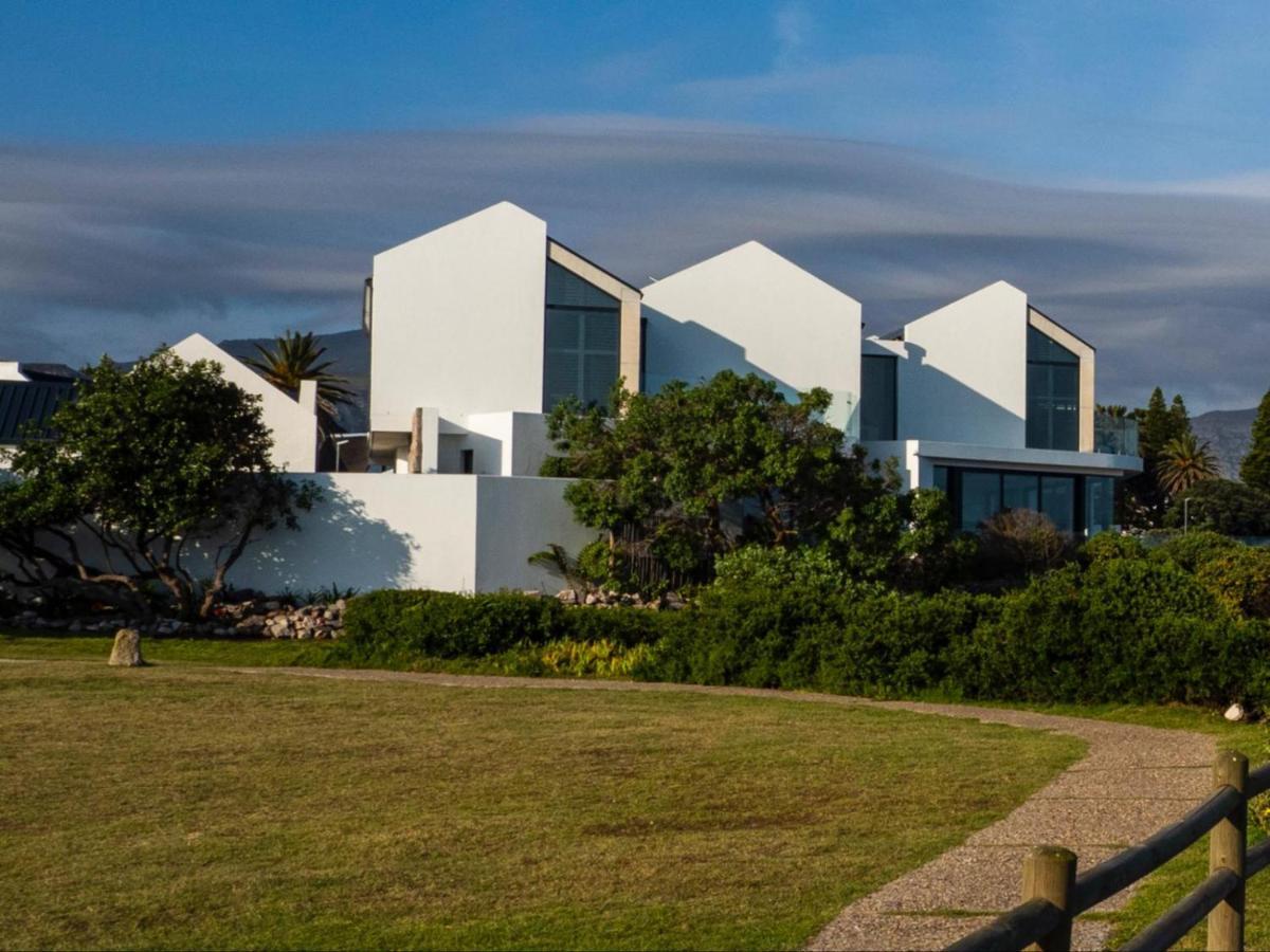 Boutique Ocean Views - Incorporating Wendy'S Hotel Hermanus Exterior photo